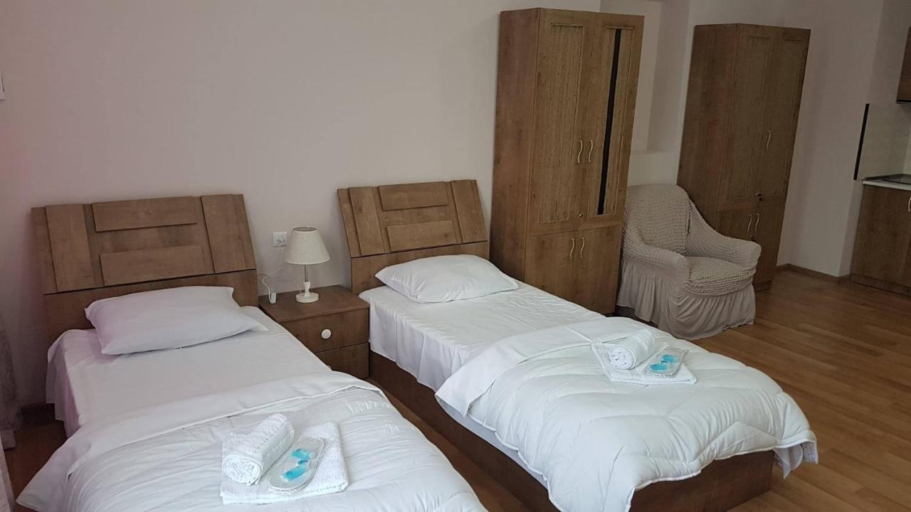 Hotel Caucasus Tbilisi Eksteriør bilde